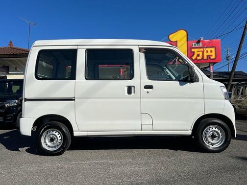 自社ローン実績１０００台以上！全国配車可能☆整備工場完備☆女性スタッフ対応☆全国故障対応